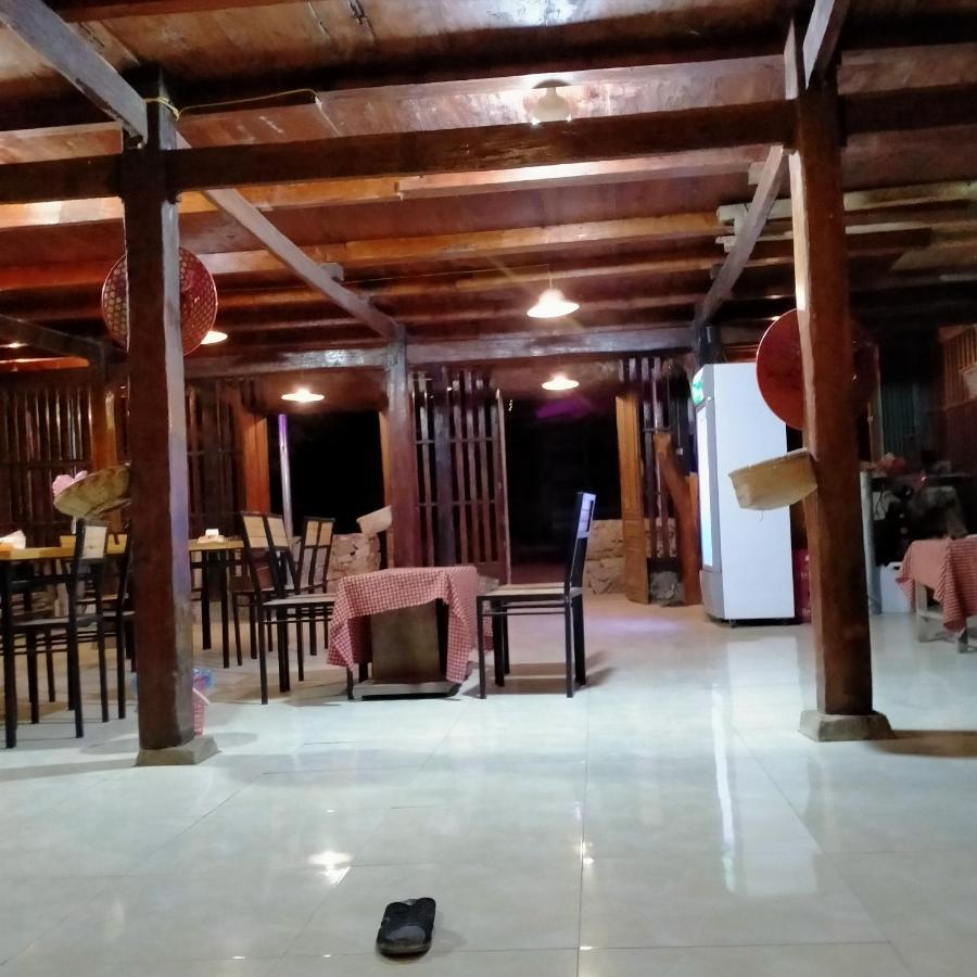 Du Gia Homestay Friendly Làng Cac Buitenkant foto